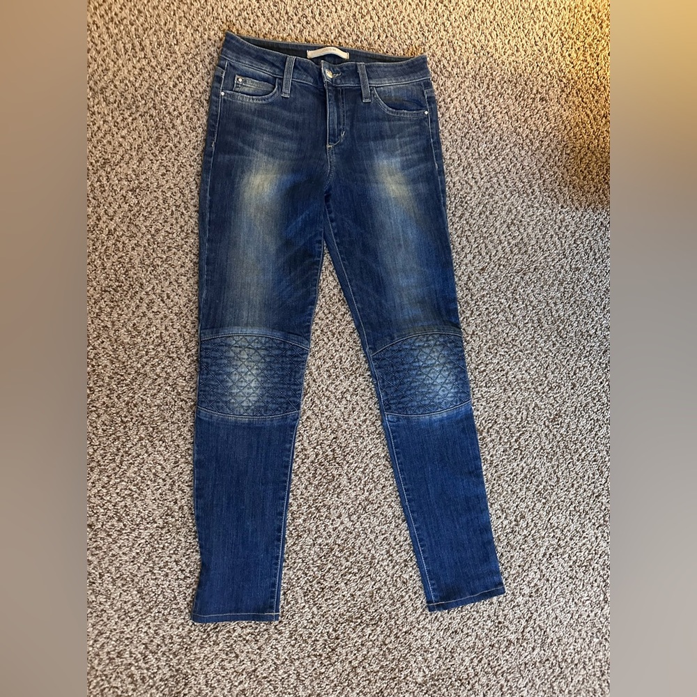 Joe’s Womens jeans waist 26 in. inseam 28in. Skinny Leg
